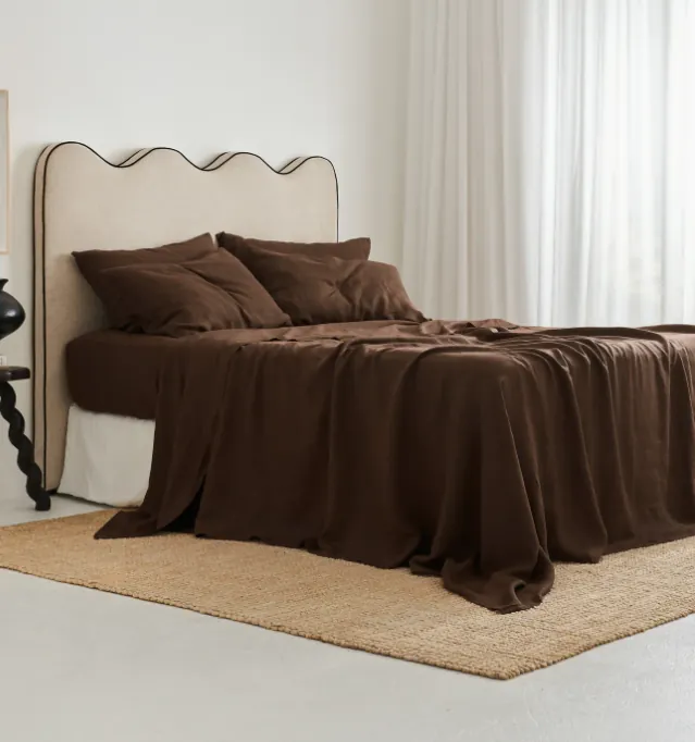 French Flax Linen Sheet Set in Chocolate